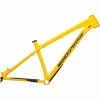 Nukeproof Scout 275 Alloy MTB Frame 1 Nukeproof Scout 275 Alloy MTB Frame -Cockpit butik Nukeproof Scout 275 Alloy Mountain Bike Frame Yellow 202201