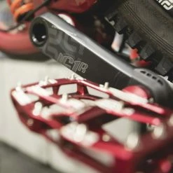 E-thirteen E.thirteen LG1 Race Carbon Crankset -Cockpit butik ethirteen LG1 Race Carbon Crankset 08